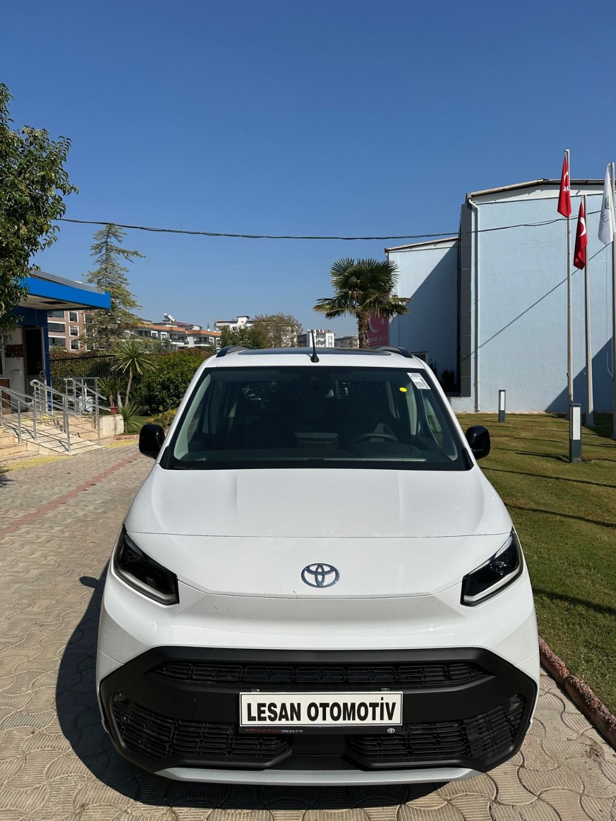 Lesan Otomotiv | İzmir - Balçova | İzmir Balçova Rent A Car | İzmir Balçova Araç Kiralama